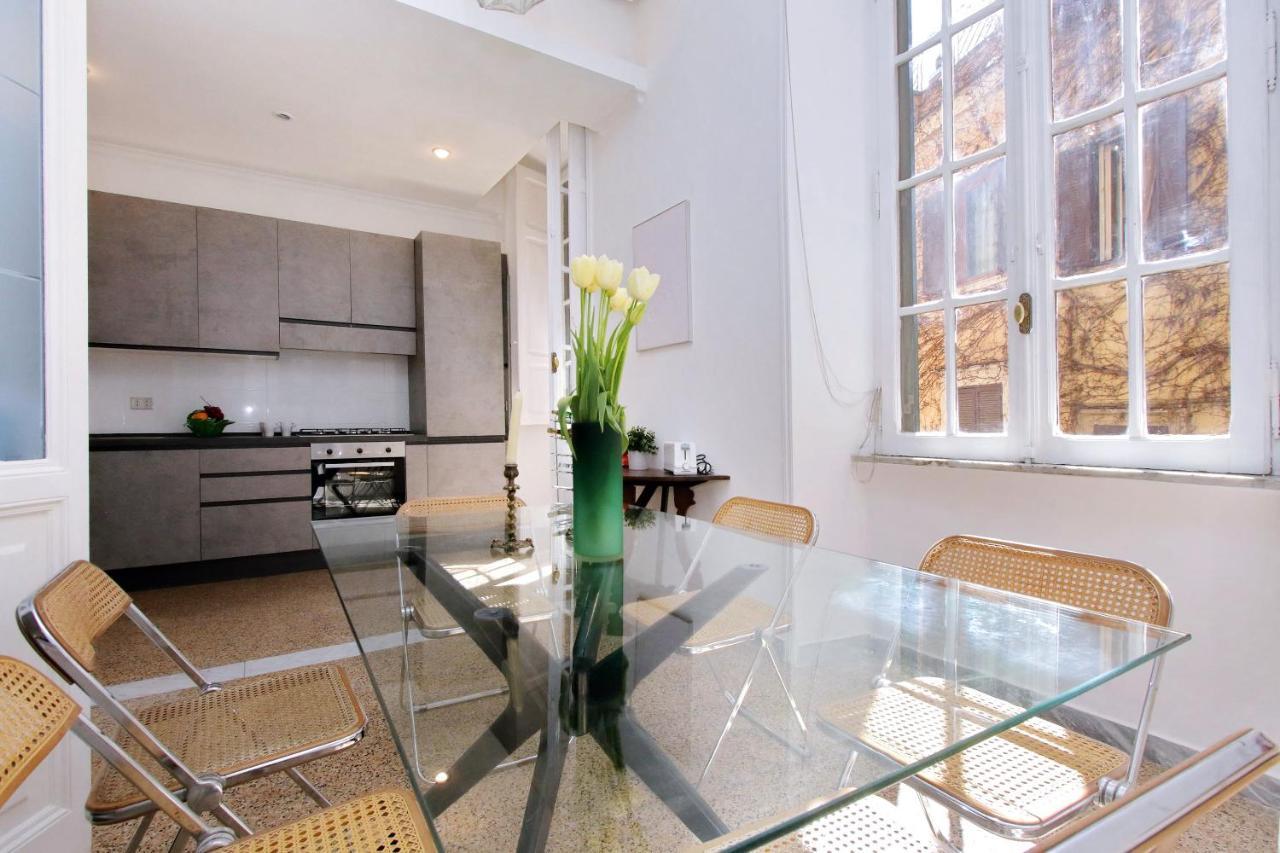4Bnb - Tiberina Spacious Apartment ローマ エクステリア 写真