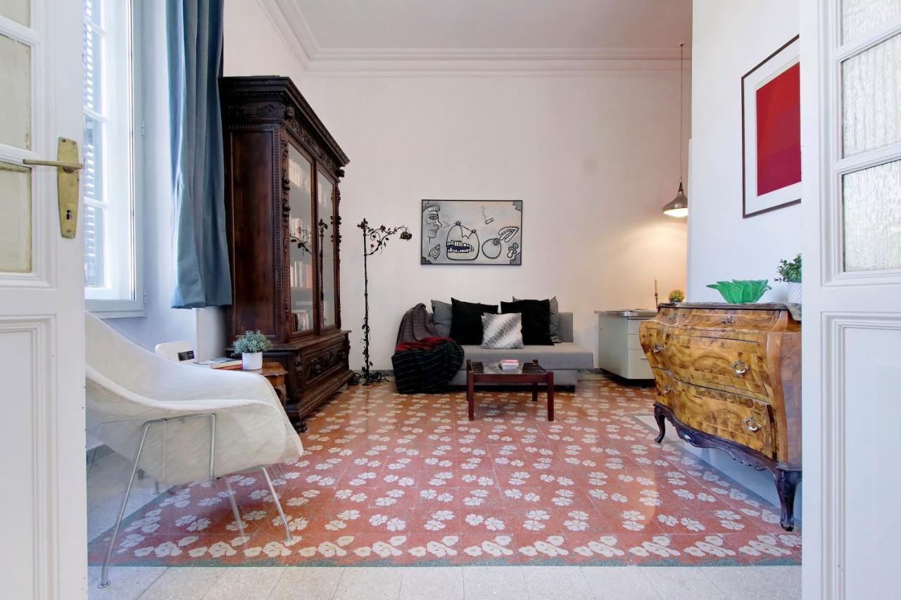 4Bnb - Tiberina Spacious Apartment ローマ エクステリア 写真
